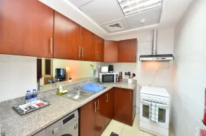 DB - Furnished Studio with balcony - Private kitchen