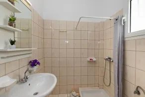 Letta's Apartments - Bathroom
