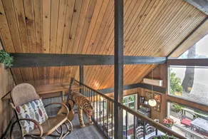 Waterfront Cabin w/ Fire Pit in Gig Harbor! - Interior