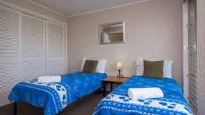 Hastings Cove Holiday Apartments - Zimmer