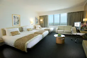 Regal Airport Hotel - Habitación