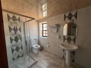Urcu Hotel - Bathroom