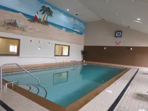 Days Inn by Wyndham Hillsdale - Pool
