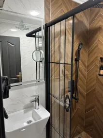 Blue Tuana Hotel Old City - Bathroom