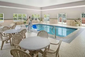 Country Inn & Suites by Radisson, Louisville South, KY - Pool