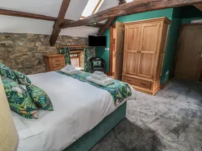 Granary Cottage - Room