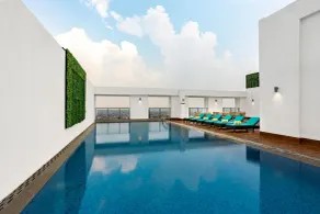 Radisson Hotel Prayagraj - Pool