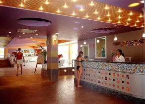 Hotel Com - All Inclusive - Reception