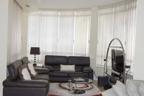 Luxury Penthouse with Celebration Square Views - Værelse