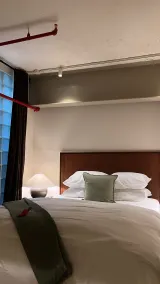 Cherry Warehouse Hotel - Chambre