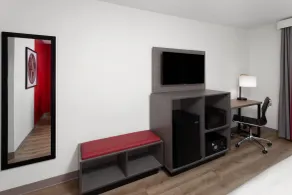 Ramada by Wyndham Milwaukee - Zimmer