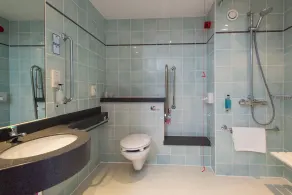 Holiday Inn Express Bradford City Centre by IHG - Badezimmer