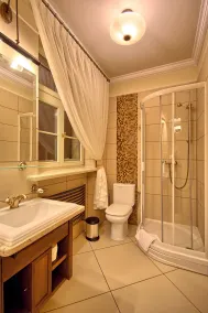 Pałac Tłokinia - Salle de bain
