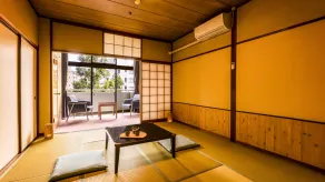 Ooedo Onsen Monogatari Awazu Grand Hotel - Camera
