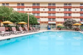 Wyndham Garden Hotel Austin - Piscine