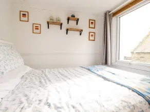 The Moonbeach Cabin - Room