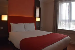 The Dragon Hotel - Room