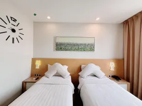 Verse Luxe Hotel Wahid Hasyim - Room