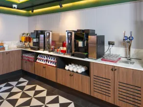 ibis Styles London Gatwick Airport - Restaurante
