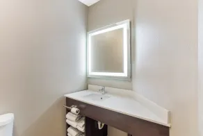 Red Roof Inn & Suites Corbin - Bathroom