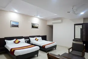 Dwaraka Inn - Chambre