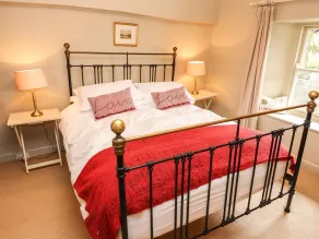The Farmhouse - Room