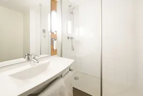 ibis Senlis - Badeværelse