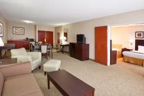 Holiday Inn Express Hotel & Suites Cleveland-Streetsboro by IHG - Chambre
