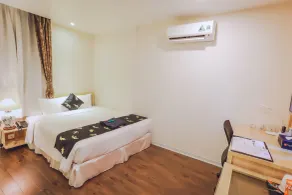 Momizi Business Hotel - Room