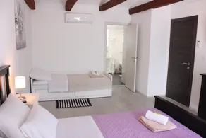Villa Mate - Room