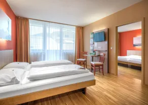 JUFA Hotel Altenmarkt-Zauchensee - Zimmer