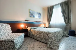 Aparthotel Holiday - Room