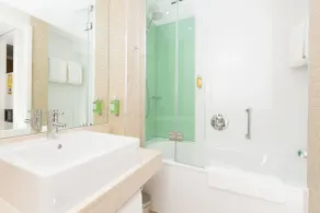 Holiday Inn Manchester-Mediacityuk by IHG - Baño