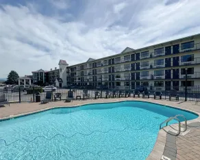 Landmark Inn On The River Sevierville - Pool