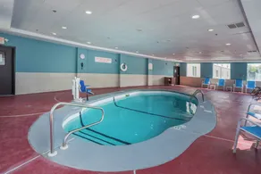 Holiday Inn Express Hotel & Suites Swansea by IHG - Basseng