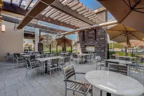 Best Western Plus Edmonton Airport Hotel - Restaurant