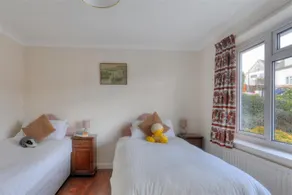 Gosling Way - Room