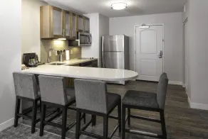 Staybridge Suites Montgomery - Downtown by IHG - Chambre