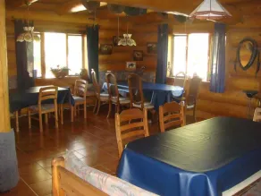 Wildhorse Mountain Guest Ranch - Restaurant