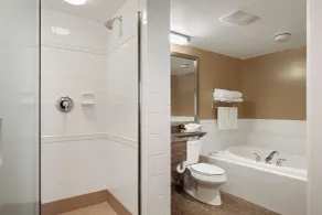 Best Western Plus Columbia River Hotel - Salle de bain