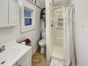 Captain's Quarters, 1.5 Miles to Downtown Ogunquit! - Baño