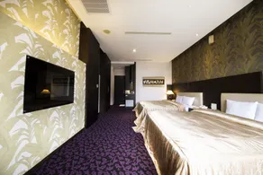 LI-GIN Motel - Room