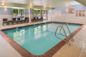 Holiday Inn Express & Suites Lacey - Olympia by IHG - Pool