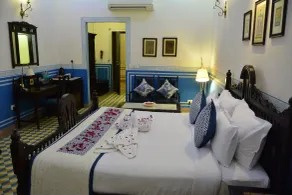 Grand Uniara A Heritage Hotel - Chambre
