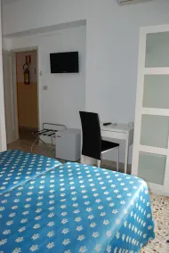Maniel Beach Hotel - Zimmer