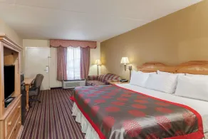 Ramada by Wyndham Lebanon - Chambre