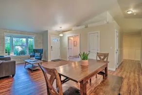 Beautiful Pet-friendly Washougal Home w/ Fire Pit! - Interiør