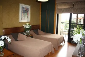 Camelot Hotel - Quarto
