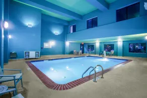 Holiday Inn Express Hotel & Suites Lewisburg by IHG - Piscine