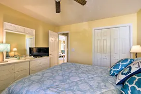 Aberdeen Club Golf Retreat, Short Drive to Beach! - Habitación